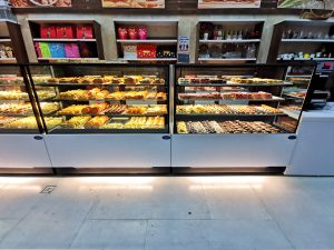 شیرینی فروشی ثمر 13 تجهیز کامل شیرینی ثمر