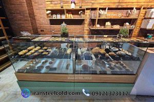 کافه نان وی مونت 4 ویترین نان کافه نان وی مونت