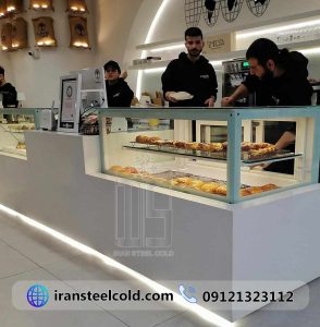 کافه لاویه 4 یخچال شو کیک کافه لاویه