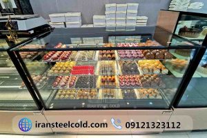 شیرینی ناب تبریزی شعبه ۱ 4 یخچال کیک شیرینی ناب تبریزی