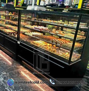 بوتیک نون خامه ای شعبه ۱ 3 یخچال های شیرینی تر نون خامه ای شعبه 1