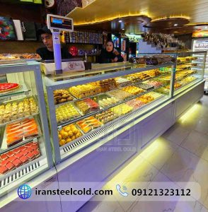 شیرینی فروشی توتک 4 یخچال های شیرینی تر و خشک شیرینی فروشی توتک